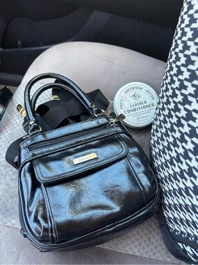 Charming Black Leather hand Satchel - Classic Women's Bag